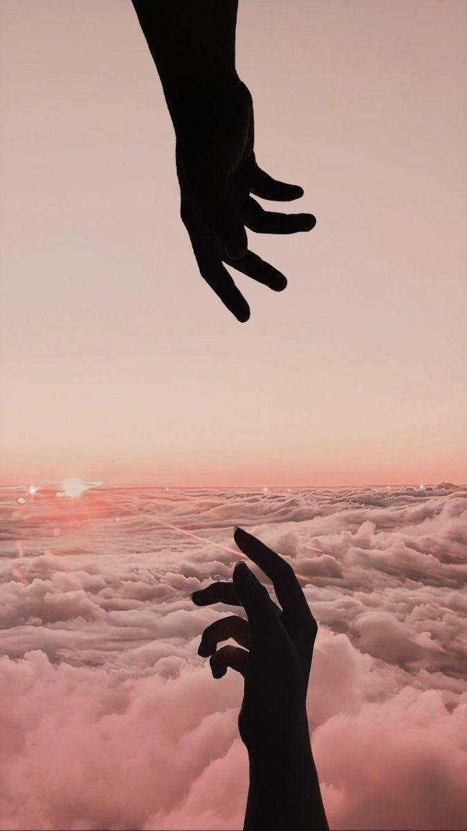 "Şimdi sen; Uzattığın elini tutmayan ele mi dargınsın,
 Yoksa tutmayacak bir ele uzattığın için, kendine mi kızgınsın"