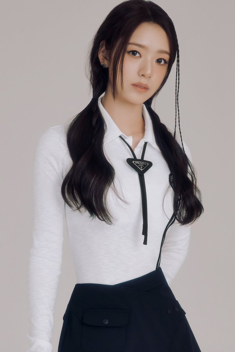 gpp_fly's tweet image. GPP
┈┈┈┈┈┈┈┈┈┈

LUNA　渡辺 瑠奈
2005.05.15

┈┈┈┈┈┈┈┈┈┈

#GPP #GPP_Fly 
#LUNA #ルナ #渡辺瑠奈
#SMJAPAN #SMENTERTAINMENTJAPAN