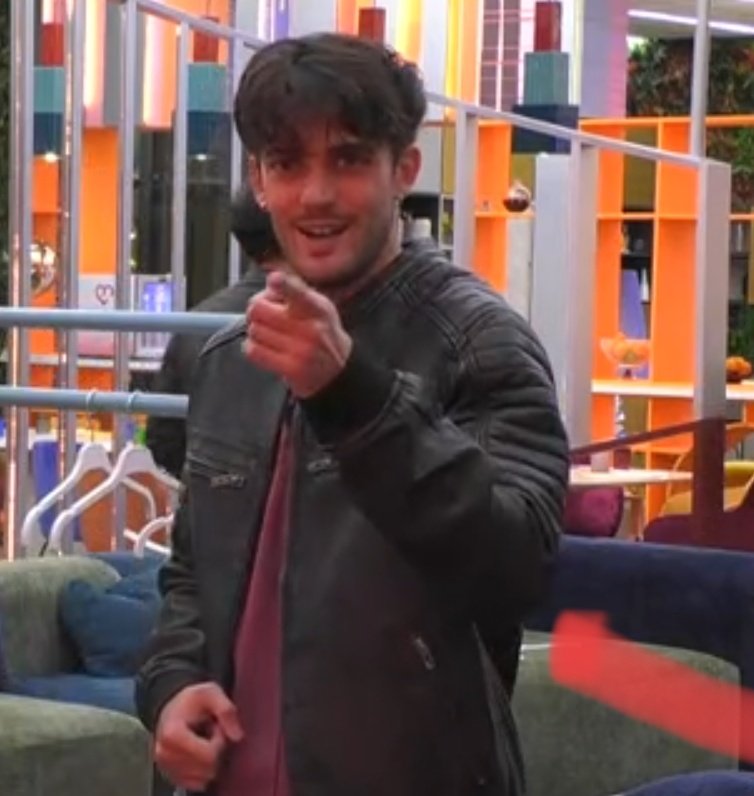 Foxmonkeyd's tweet image. TU IN REGIA METTIMI SUBITO I #JONITA ALTRIMENTI FACCIO LA PAZZA 
#GrandeFratello