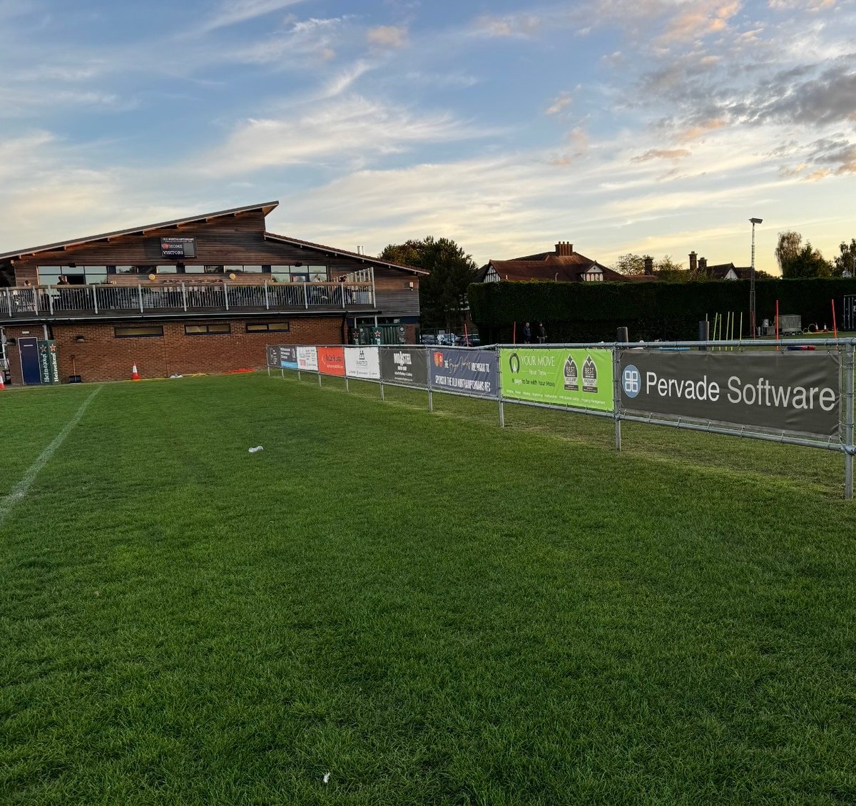 PervadeSoftware's tweet image. Pervade Software is delighted to announce our pitch-side sponsorship of #WomenRugby at #ONRFC

With women’s rugby reaching new heights following the success of the England Women’s Team at the World Cup, we’re proud to support the continued growth of the sport at a local level.