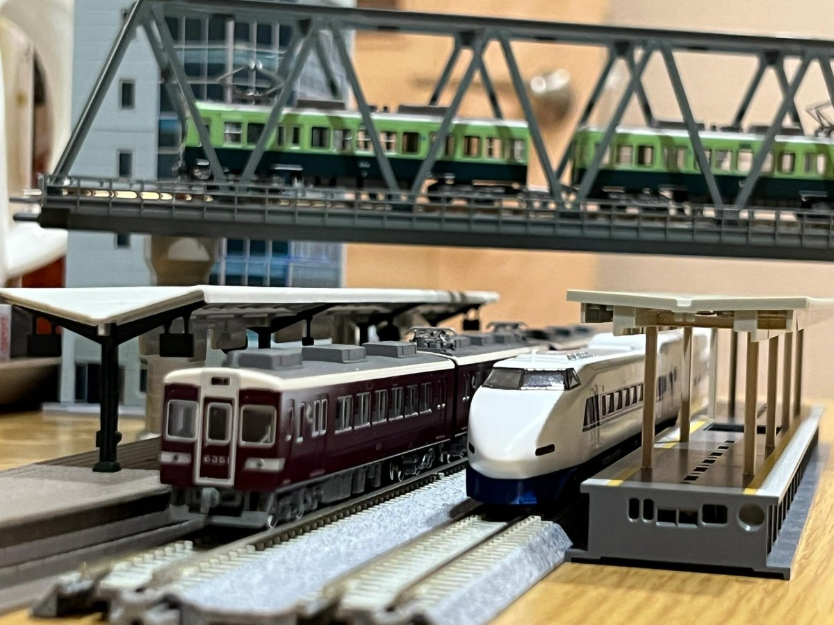 valecrypzx's tweet photo. 初めてこんなに濃い鉄道文化の雰囲気を感じました🚂
なんだか面白いですね😊
#鉄道模型 #模型鉄道 https://t.co/3nyHwqAP0P
