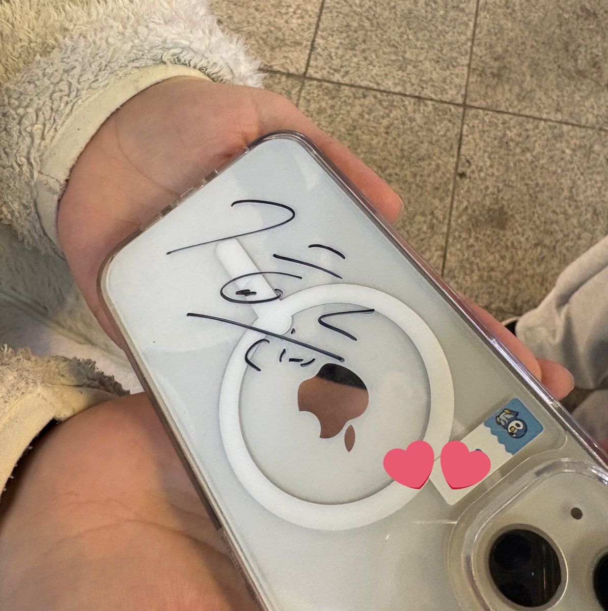 mer_mhkc's tweet image. 지나가다 우연히 박지훈님 드라마 촬영 하시는 거 봤어요😭