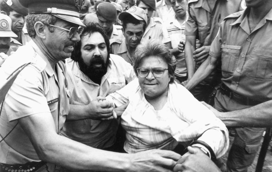 felepu's tweet image. São Paulo elegeu como prefeita, na década de 90, uma mulher nordestina que falava de socialismo e tinha o Paulo Freire como Secretário de Educação.

Mas o petista quer jurar que o problema é São Paulo e não o Boulos fazendo live com o Marçal.