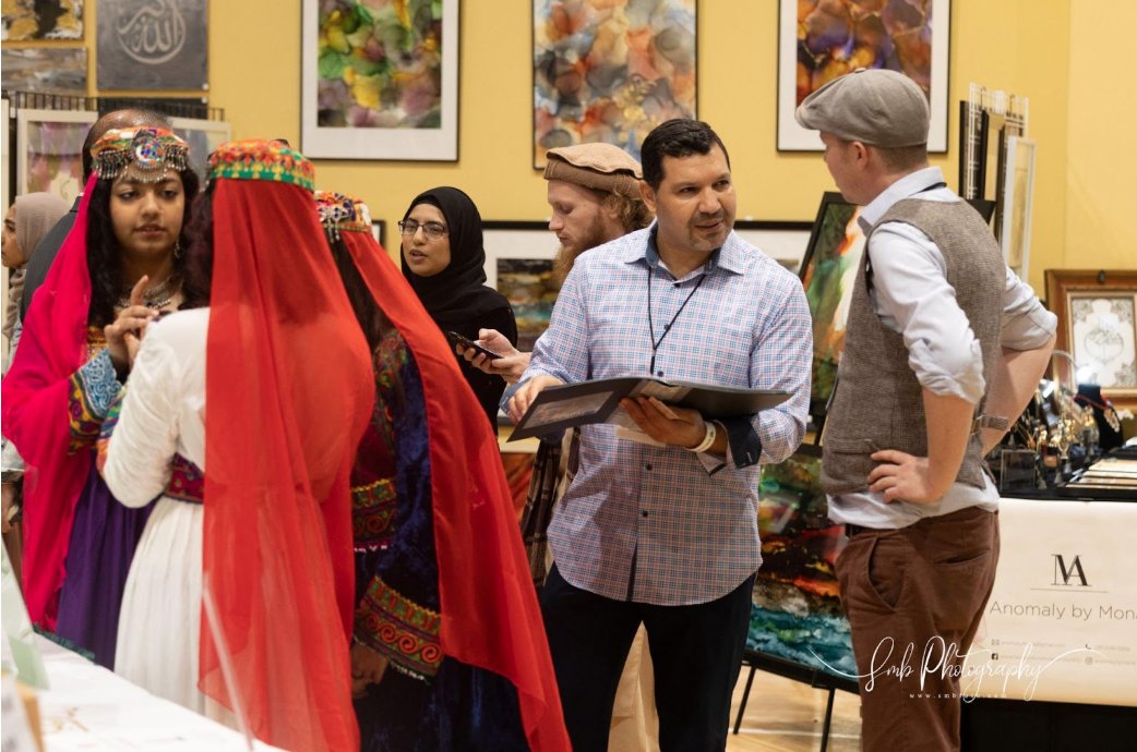 iashouston's tweet image. The 𝟏𝟐𝒕𝒉 𝑨𝒏𝒏𝒖𝒂𝒍 𝑰𝒔𝒍𝒂𝒎𝒊𝒄 𝑨𝒓𝒕𝒔 𝑭𝒆𝒔𝒕𝒊𝒗𝒂𝒍 𝒊𝒔 𝒏𝒐𝒕 𝒋𝒖𝒔𝒕 𝒂 𝒄𝒆𝒍𝒆𝒃𝒓𝒂𝒕𝒊𝒐𝒏 𝒐𝒇 𝒂𝒓𝒕—it’s a source of inspiration for artists of all backgrounds! 
#IslamicArtsFestival #ArtistInspiration #CreativeCommunity #CulturalExchange #IslamicArt