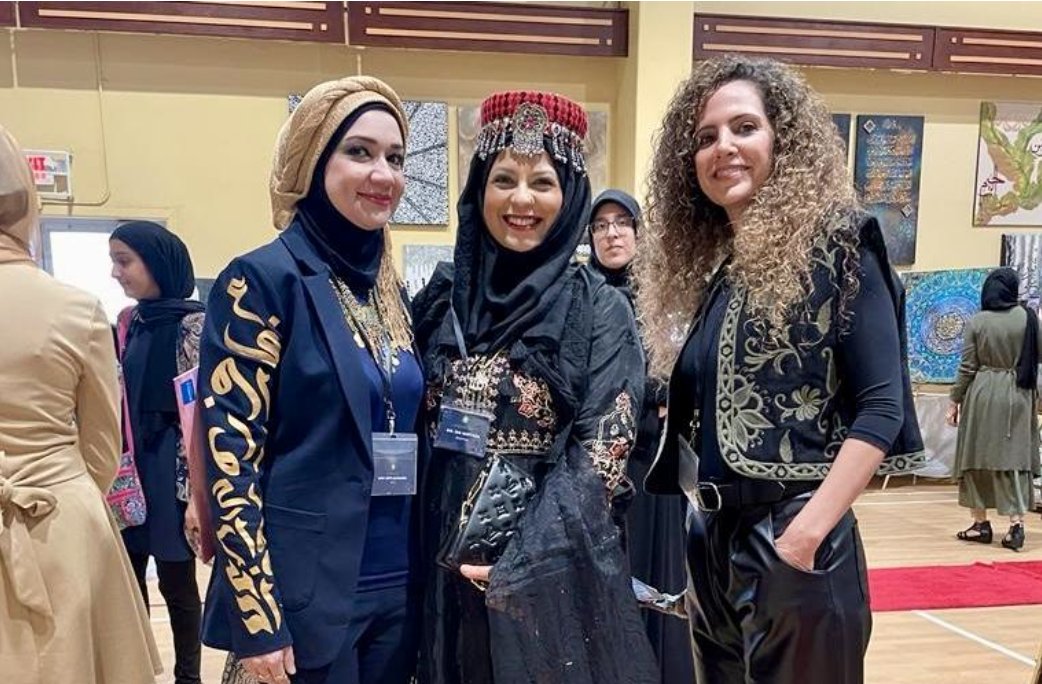 iashouston's tweet image. The 𝟏𝟐𝒕𝒉 𝑨𝒏𝒏𝒖𝒂𝒍 𝑰𝒔𝒍𝒂𝒎𝒊𝒄 𝑨𝒓𝒕𝒔 𝑭𝒆𝒔𝒕𝒊𝒗𝒂𝒍 𝒊𝒔 𝒏𝒐𝒕 𝒋𝒖𝒔𝒕 𝒂 𝒄𝒆𝒍𝒆𝒃𝒓𝒂𝒕𝒊𝒐𝒏 𝒐𝒇 𝒂𝒓𝒕—it’s a source of inspiration for artists of all backgrounds! 
#IslamicArtsFestival #ArtistInspiration #CreativeCommunity #CulturalExchange #IslamicArt