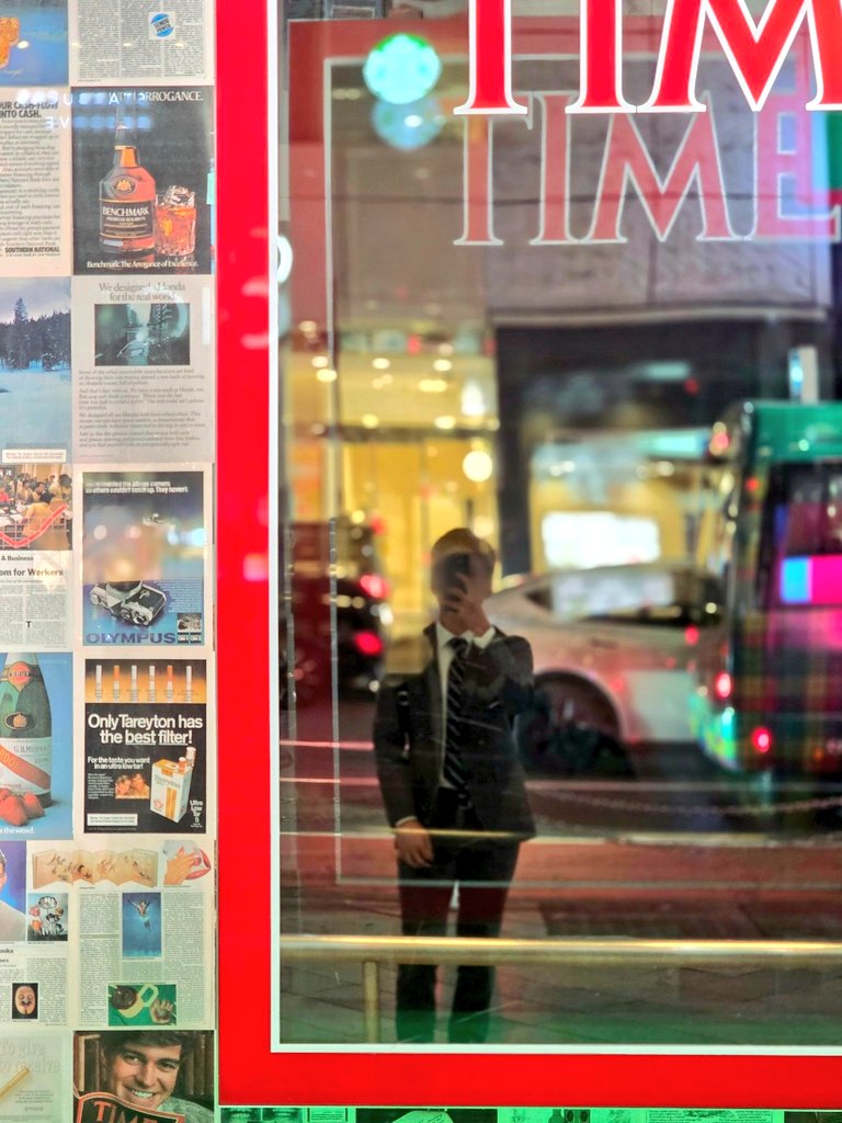 新宿伊勢丹のショーウィンドウが、
クリスマス仕様になってた🦌
この季節のディズニーも行きたいな🎄