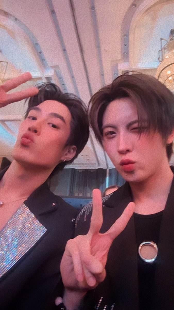 มาออกงานสังคมกับ

LOREALTHDAY x TFO PTTP
#LOrealInfluencerDay2025 
#LOrealINNOFEST2025