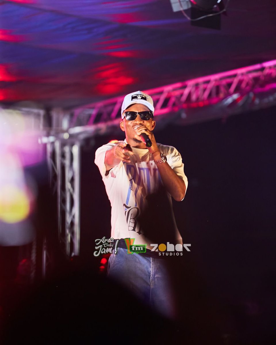 Y1079FM's tweet image. Thank you @KinaataGh for coming through #AreaCodesJam25 

📸: @zoharstudiosgh 

#AreaCodesJam #PinkOnY #PinkAreaCodesJam #yfmghana #ytvghana #fyp #breastcancerawarenessmonth #kofikinaata #kofikinaatagh