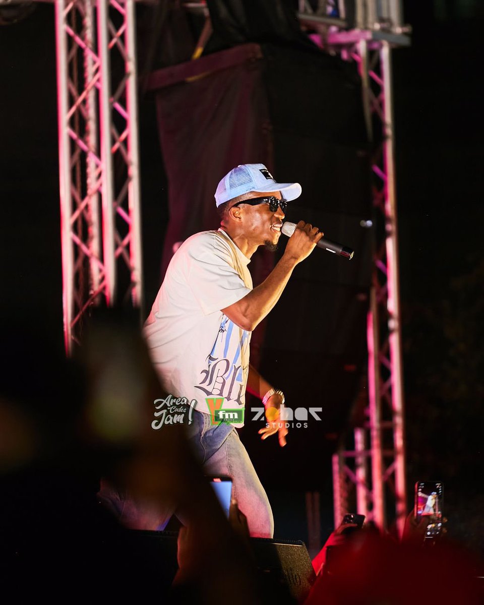 Y1079FM's tweet image. Thank you @KinaataGh for coming through #AreaCodesJam25 

📸: @zoharstudiosgh 

#AreaCodesJam #PinkOnY #PinkAreaCodesJam #yfmghana #ytvghana #fyp #breastcancerawarenessmonth #kofikinaata #kofikinaatagh