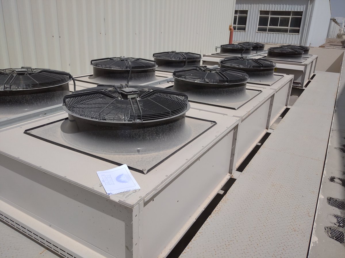 Tekop Refrigeration – Cold &amp; Freezer Storage Project Project Overview: • 4 Freezer Rooms operating at –18 °C, total area 392.4 m² • 5 Chiller Rooms operating at +2 °C, total area 462.6 m² 📩 For inquiries and project requests: 📷 tekoprefrigeration.com 📷