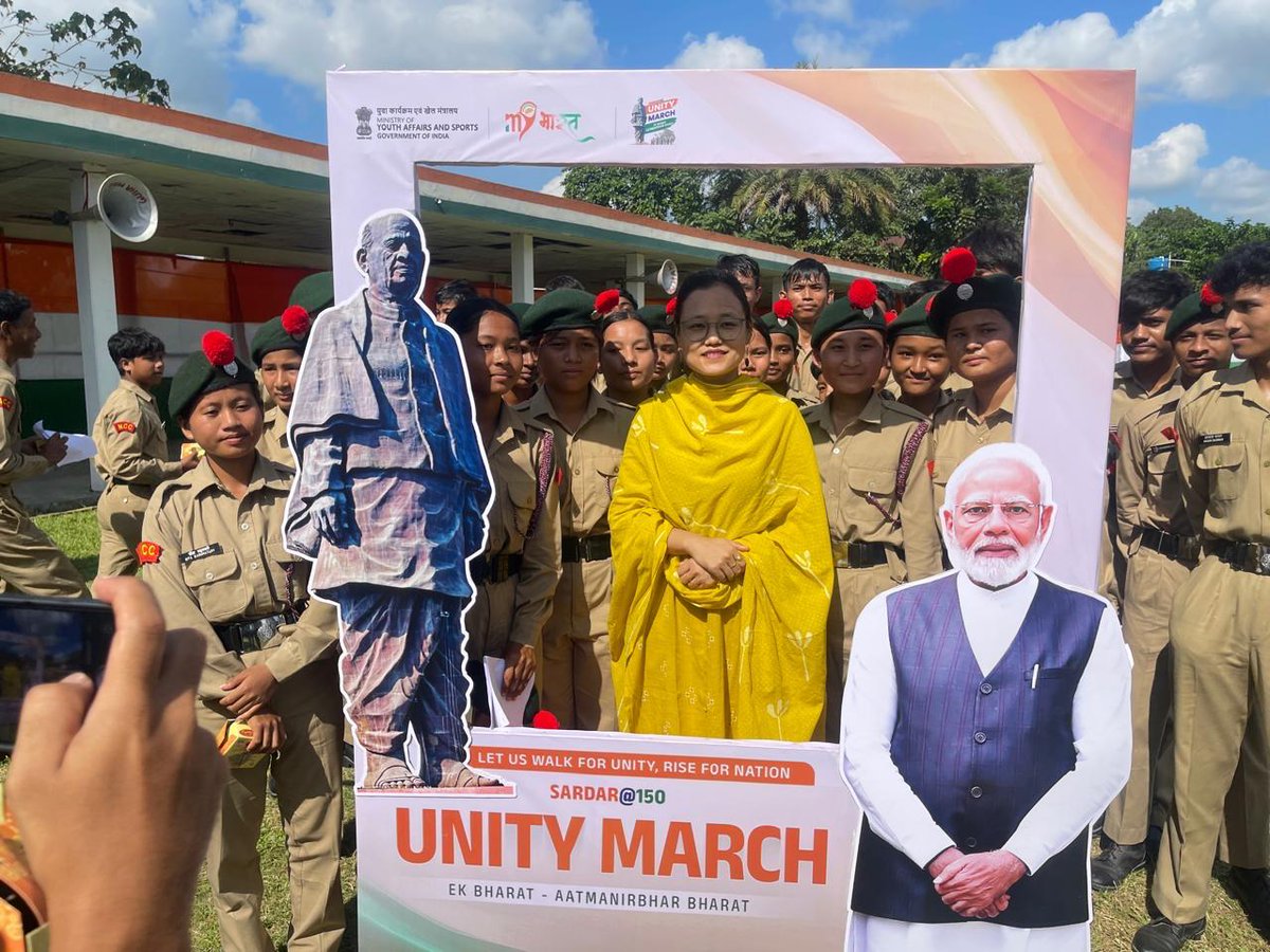 dckokrajhar's tweet image. Hon Guardian Minister Sjt U.G. Brahma flagged off the &quot;Padayatra&quot; today at Kokrajhar to commemorate the 150th Birth Anniversary of Sardar Vallabhbhai Patel in the presence of Hon MLA &amp;amp; DC Smt Masanda Pertin, IAS encompassing participants from diverse fields.
#sardar150unitymarch