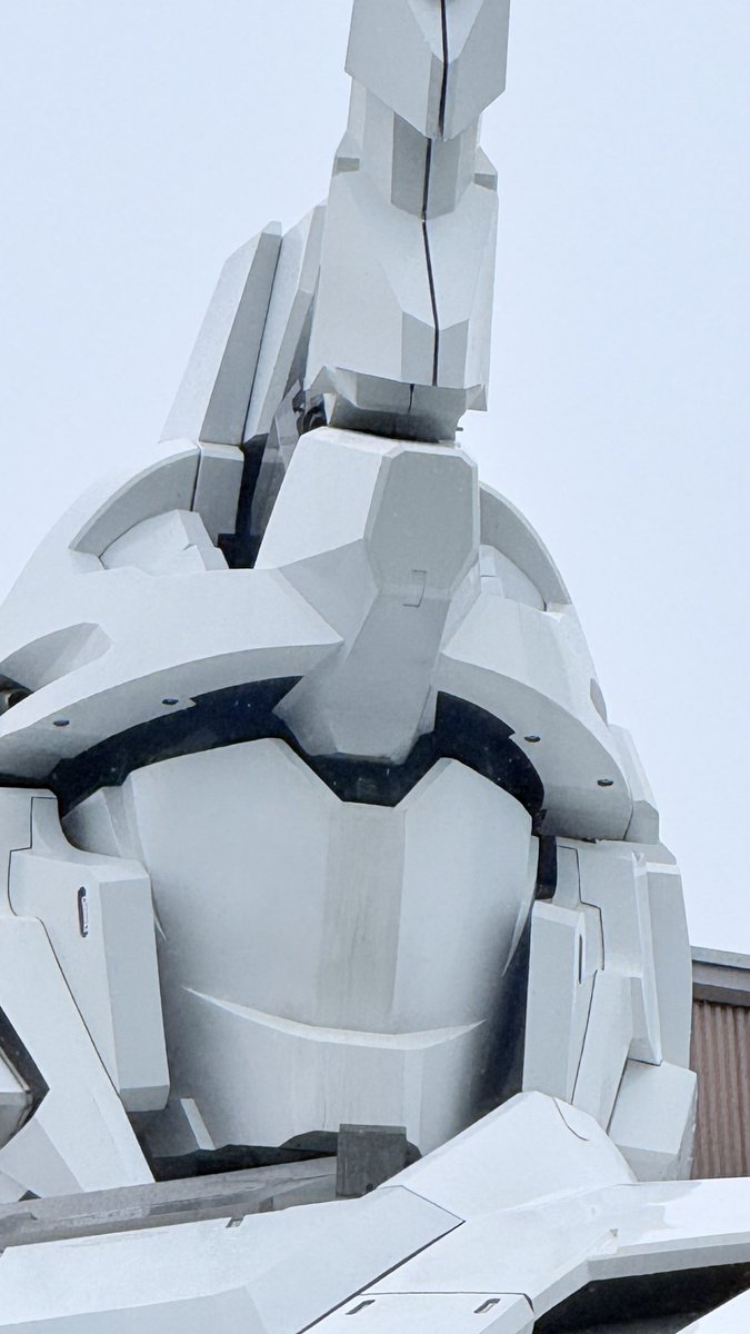 |◤カズあるBARの一つ
　しょーたサーズデー◢|

お台場ユニコーンガンダム
顔面ドアップ🦄
デストロイモード見逃したよ😭

本日フードは
“おでん盛り”を
ご用意してます🍢

カズバー20時オープン🚪
よろしくお願いします🍸