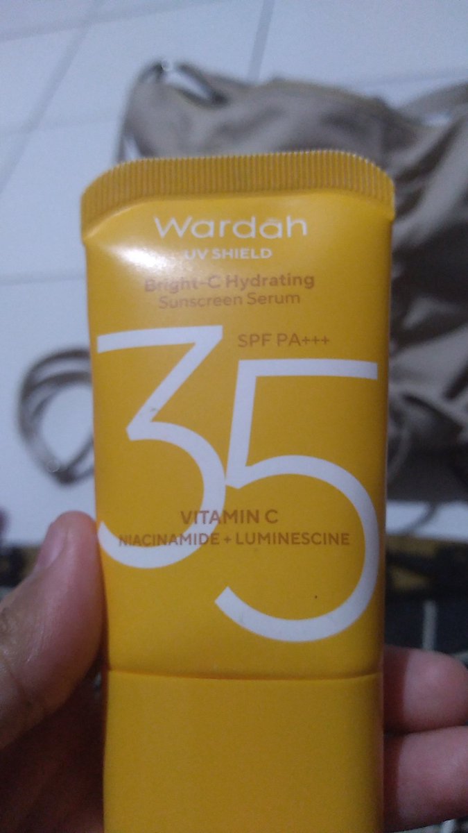 nrlazzh's tweet photo. @wardahbeauty mauu dong mintyy, aku pencinta Wardah niee🤩 https://t.co/XZ5SxzQk0w