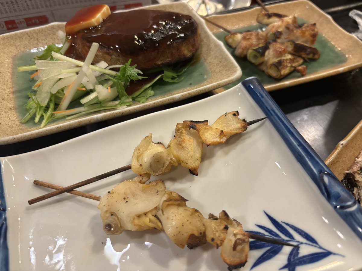 締めは炉端焼き
今日もお疲れ様でした🍻