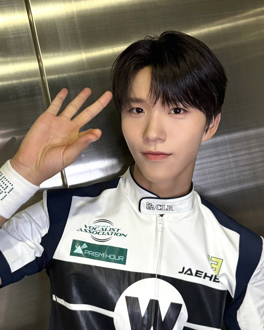 selfolssi ♤ tweet media