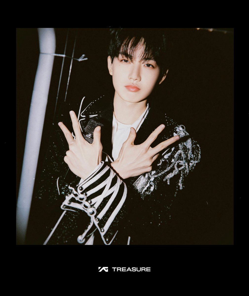 hooniekyu1409's tweet image. #JIKYU 🖤🤍