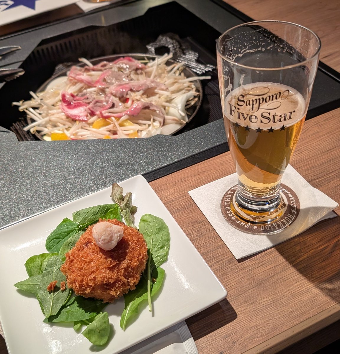 Milkrepos_Io2's tweet image. こんばんは！今月すでに忘年会の予定が3件あります、依桜です︎🍻
合法的に(？)お酒が飲めるシーズン！お誘いありがとうございます！！
(好きなビールの銘柄ありますか？とよくご質問いただくのですがサッポロが好きです🫶🫶)

明日も14:00~22:30まで
ミルクルポにてお待ちしております︎🤍