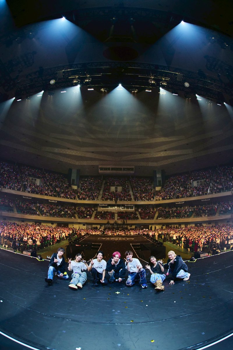 yurari722's tweet photo. 【GENIC 5th Anniversary Live at 日本武道館】

本当にありがとうございました！！！🙇🏻‍♀️💐

気持ちを書いていたら長くなってしまったので、是非下の写真を見ていただけると嬉しいです……！笑

4月からのツアー���心よりお待ちしております☺︎

GENIminだいすき。����🏼

#GENIC #GENIC_武道館 https://t.co/aNK7KlMvXN