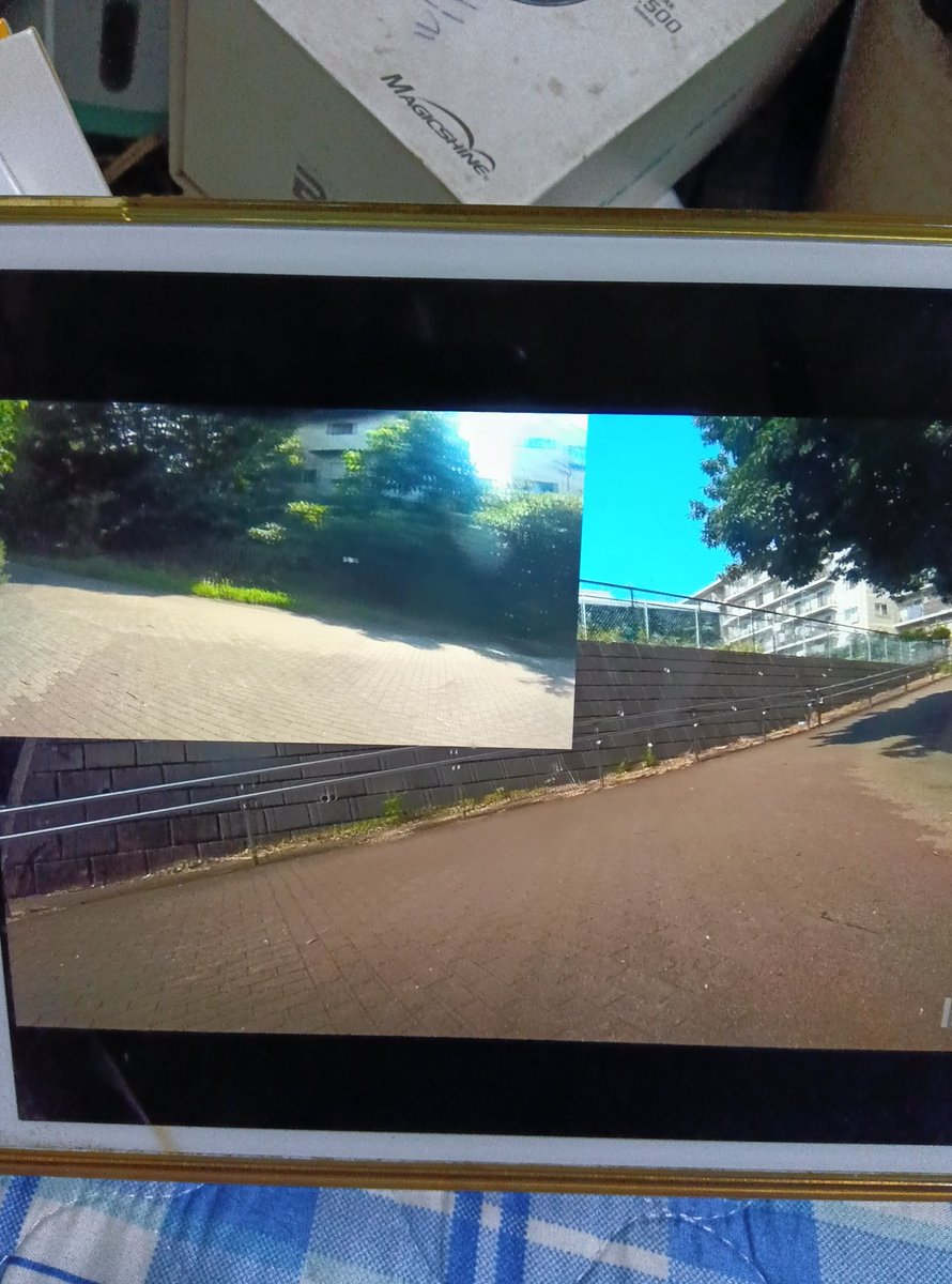 celicalb18_rg's tweet photo. とりあえずWiFi環境無しで出来るところまでドラレコ映像二画面編集して、後日無料WiFiの環境が有るところでアップ予定にして、リハビリ中はこのサイコン画面にして持ち歩く事にしてリハビリ開始さ。 https://t.co/fiolK43Us3