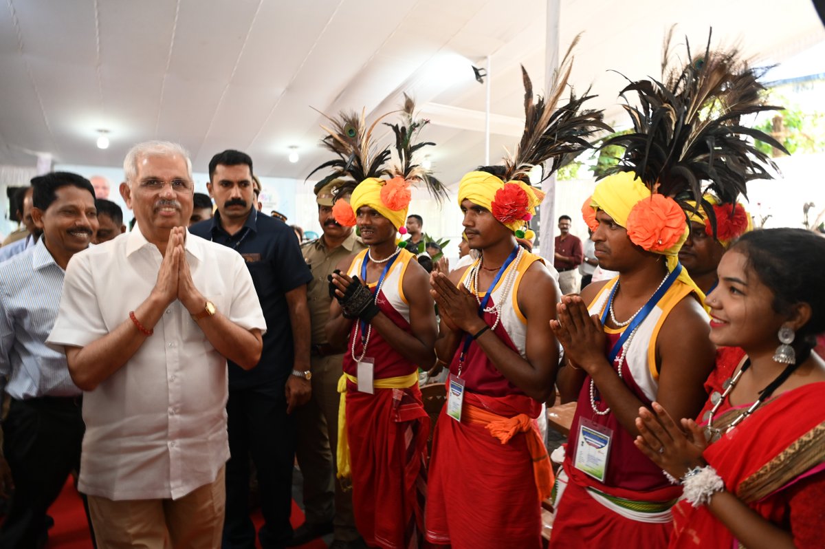 MYBharatkerala's tweet photo. Shri. Rajendra Vishwanath Arlekar, Hon'ble Governor of Kerala inaugurated 17th Tribal Youth Exchange Progarmme at Kozhikode, Kerala. @PMOIndia @mansukhmandviya @OfficeOf_MM @PIBHomeAffairs @MYBharatHQ @PIB_India https://t.co/vXAuxNcOAX