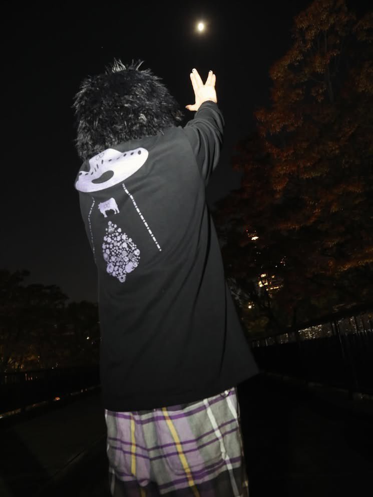 RYU59's tweet image. Reach for the moon, even if we can&apos;t🌕

#ryusukekawamoto #loops