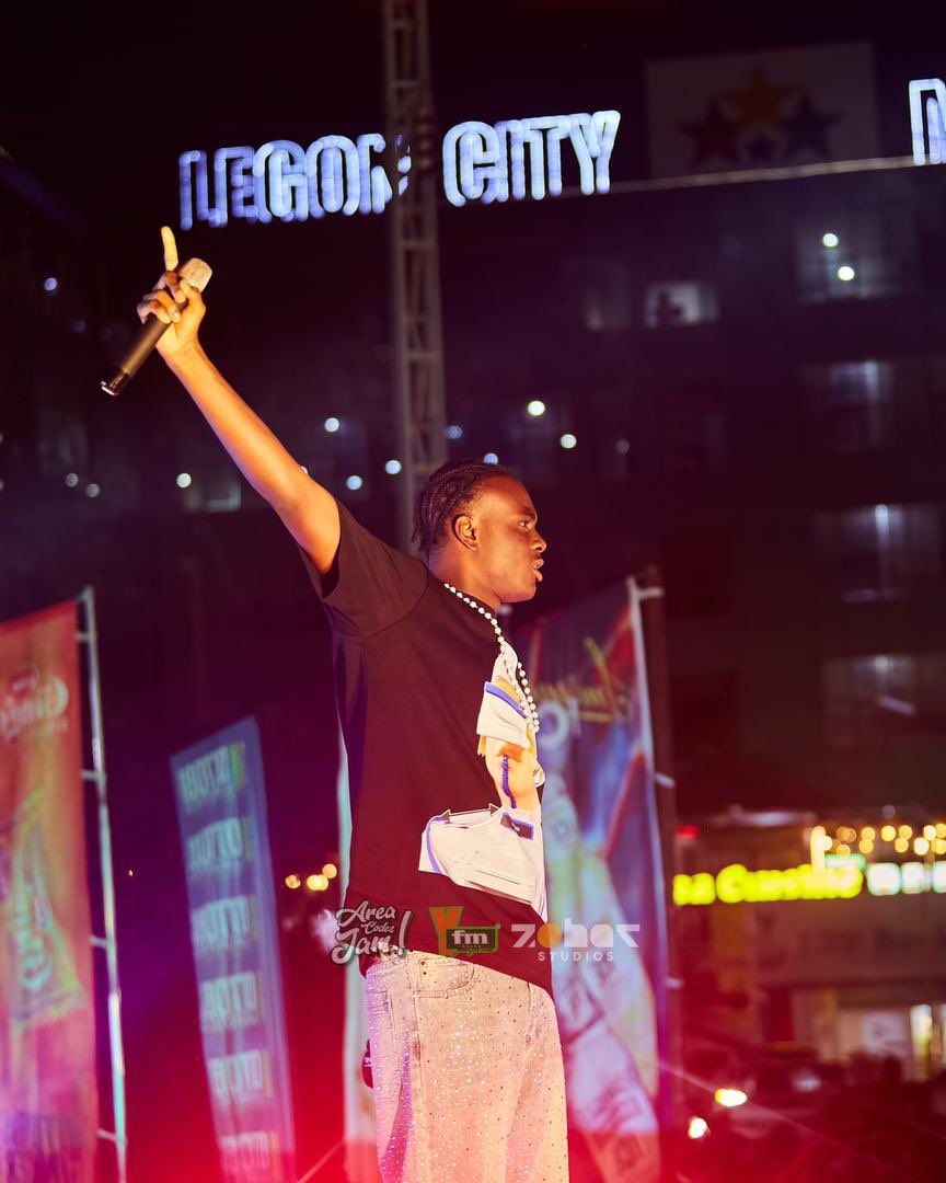 Y1079FM's tweet image. Thank you @Larruso_ for coming through #AreaCodesJam25 

📸: @zoharstudiosgh 

#AreaCodesJam #PinkOnY #PinkAreaCodesJam #yfmghana #ytvghana #fyp #breastcancerawarenessmonth #larrusogidem #larruso