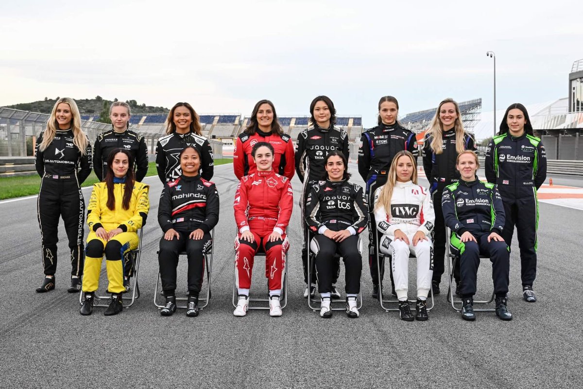 eFORMULAnews's tweet image. &quot;A completely different car to anything I&apos;ve driven before&quot;: How the women&apos;s test is preparing #FormulaE for the future

e-formula.news/news/formula-e…

#ABBFormulaE #FETesting 🇪🇸