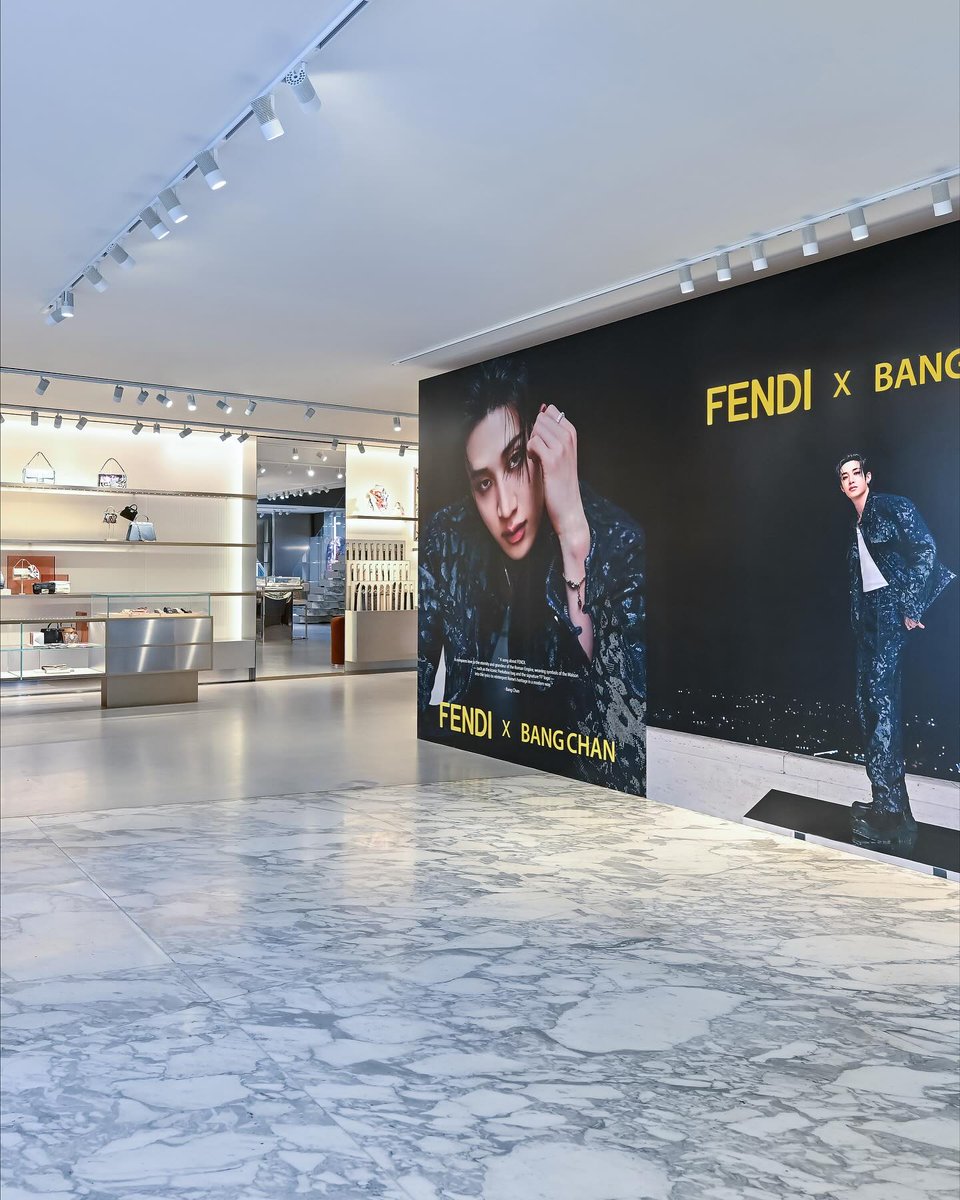 gnabnahcfashion's tweet photo. 📸 | 251106 Men’s Folio and Men’s Folio Malaysia on Instagram.
“In unison: #ChristopherBahng ‼️📢🗣️
You’re the F to my F, #Channie ~ What better way to celebrate the release of brand ambassador @.gnabnahc’s ode to @fendi than with a full #Fendi takeover?
Lucky guests in Seoul last evening gathered at Palazzo Fendi Cheongdam for an exclusive, private performance marking the launch of @.realstraykids’ leader’s new single Roman Empire. Swipe to see more from the night which, according to Fendi, marks the grand finale of their months-long secret project.”
“#FOMO from the #RomanEmpire listening party is real.
@.gnabnahc marked the release of his latest single with an exclusive celebration at the iconic #PalazzoFendi in Seoul, the very spot where it was filmed. From a live performance to looks straight off the #FendiSS26 runway, #Bangchan just unlocked the next level of his #Ambassador status (and we totally get every #STAY wishing they were there).
Don’t worry though, these shots are the next best thing 😛 Swipe through, and it’s almost like you were there ⏭️”
#BangChanxFendi
#RomanEmpireByBangChan
#BangChan #방찬 #バンチャン #方灿