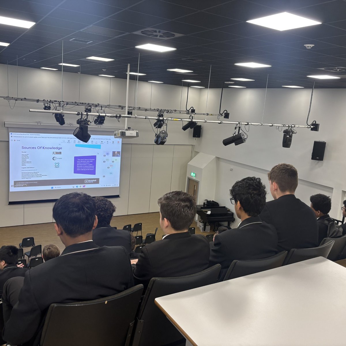 LaurusRyecroft's tweet image. 💻 | 272 KS4 &amp;amp; KS5 students from across the Laurus Trust joined an inspiring virtual careers event with Rootshell Security!

Huge thanks to Shaun Peapall for sharing real-world insights into the world of cybersecurity.
🔗 laurusryecroft.org.uk/rootshell-secu…
