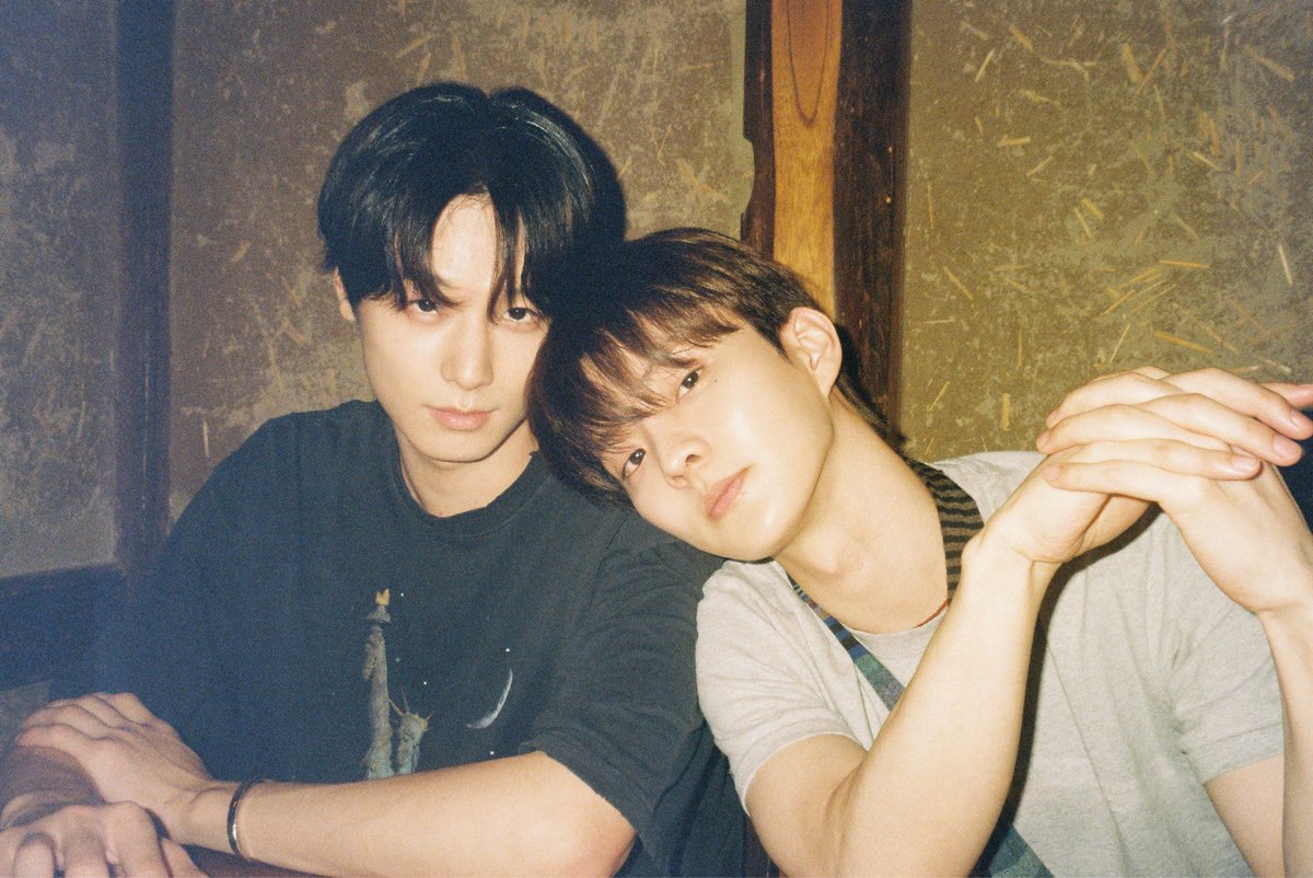 이미 너무 행복해 보여요.........