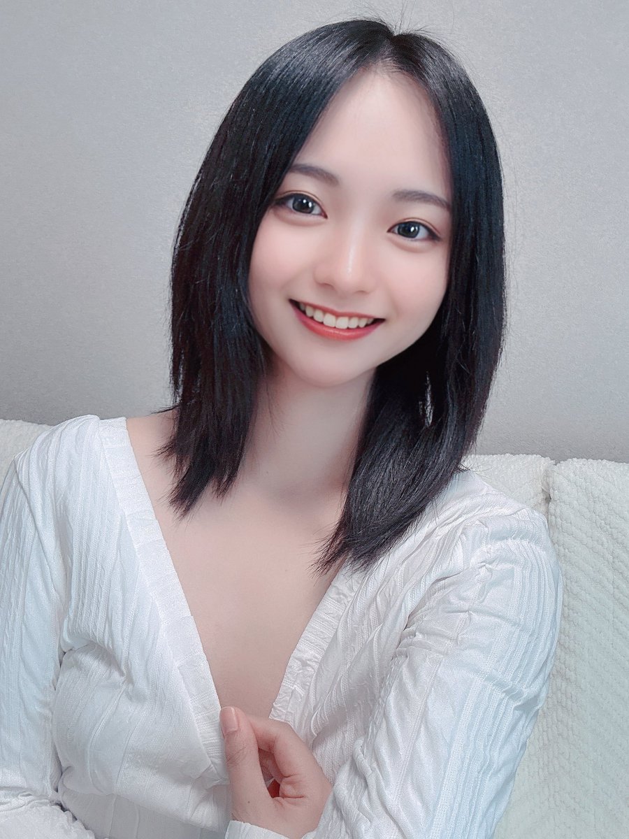 Elixirale's tweet photo. もっとセクシーな写真が撮れる予定だったのに🥺 https://t.co/uczbv2caT2