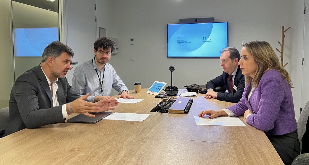 Gracias a <a href="/nicogoncas/">Nicolás González  Casares</a> y a <a href="/TheProgressives/">S&D Group</a> por su compromiso en Bruselas para que el nuevo Reglamento de Medicamentos Críticos reconozca y diferencie la #DistribuciónIntegral. Juntos por una Europa más segura y equitativa en el acceso a tratamientos 

👉 bit.ly/4owcNt6