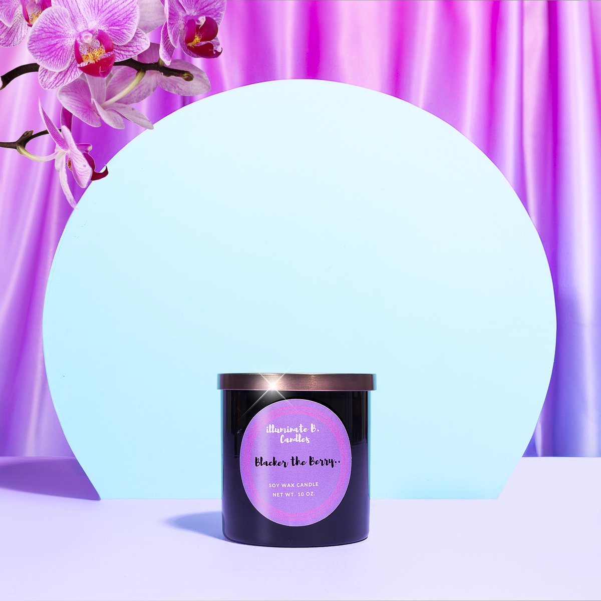 illuminateb_'s tweet photo. @TheKurtieKaye Allow us to introduce ourselves 🥰 We are a great alternative. Soy wax based candles created to nourish your, mind, body, &amp; soul. 

Handmade, 60 hr burn, phthalate-free fragrance oils 🔥

Shop our $8 Grand Finale sale 🫶🏽

https://t.co/bpJn9uDcp1 https://t.co/5XzgFUQ39Q