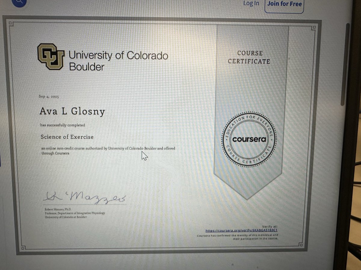 ReneSOlson's tweet photo. Congratulations to Ava on her induction into National Honor Society tonight.  She has been working very hard her senior year at not just her grades but doing community service hours, playing softball games and taking extra lessons/practices and taking courses on her own to get.. https://t.co/atfSjGpsWf