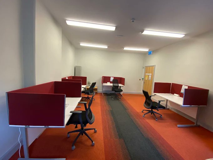 Check out this review for our Corofin hub from Attilio 
“Great WiFi, comfy chairs, warm room, perfect for digital nomads.”
Travelling in Clare? We have 11 hubs across the county - flexible, connected spaces to make remote work work. 
#RemoteWork #DigitalNomad #FeedbackFriday