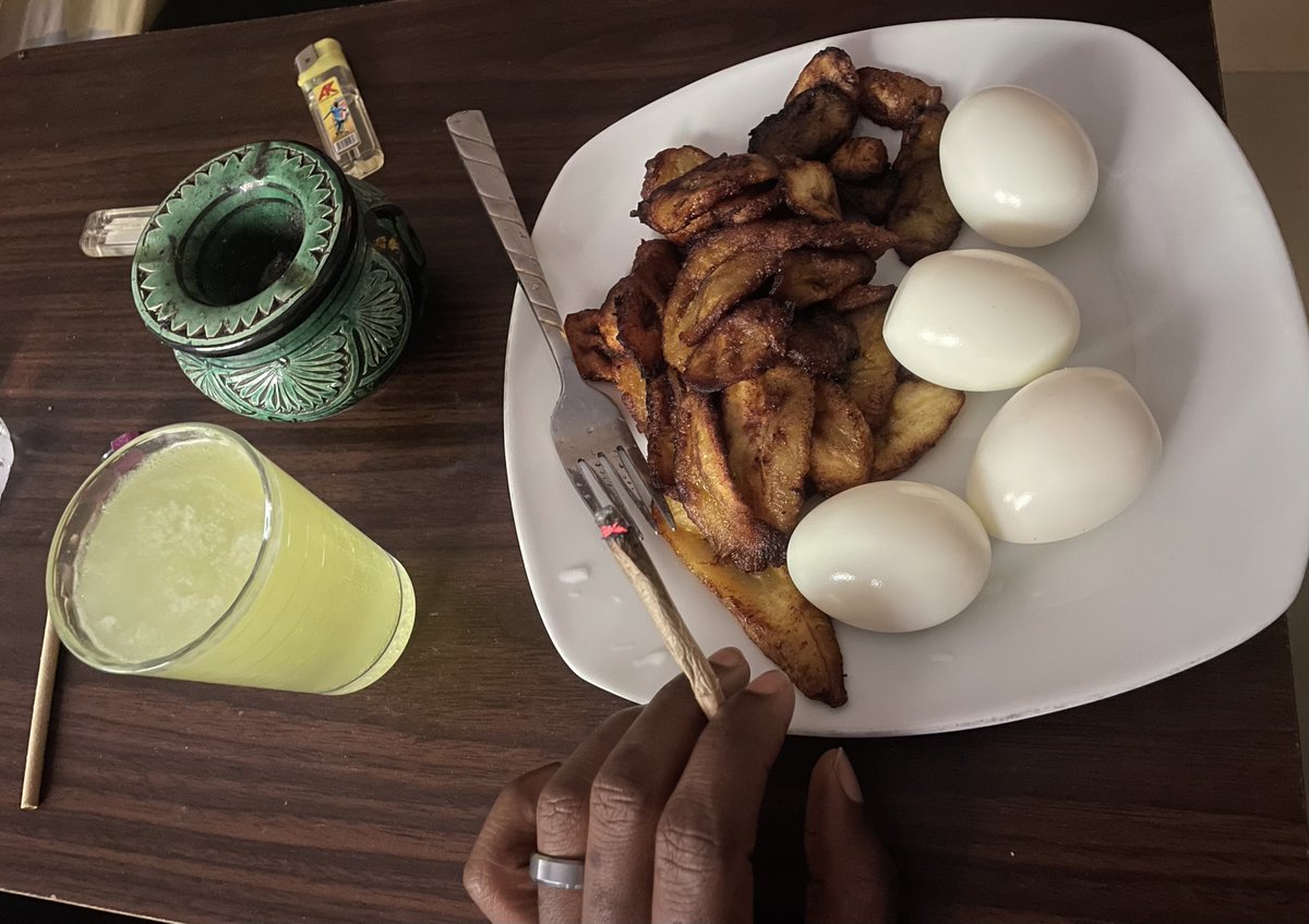 gib_smoke's tweet image. hey stoner, did you use that vitamin c today?