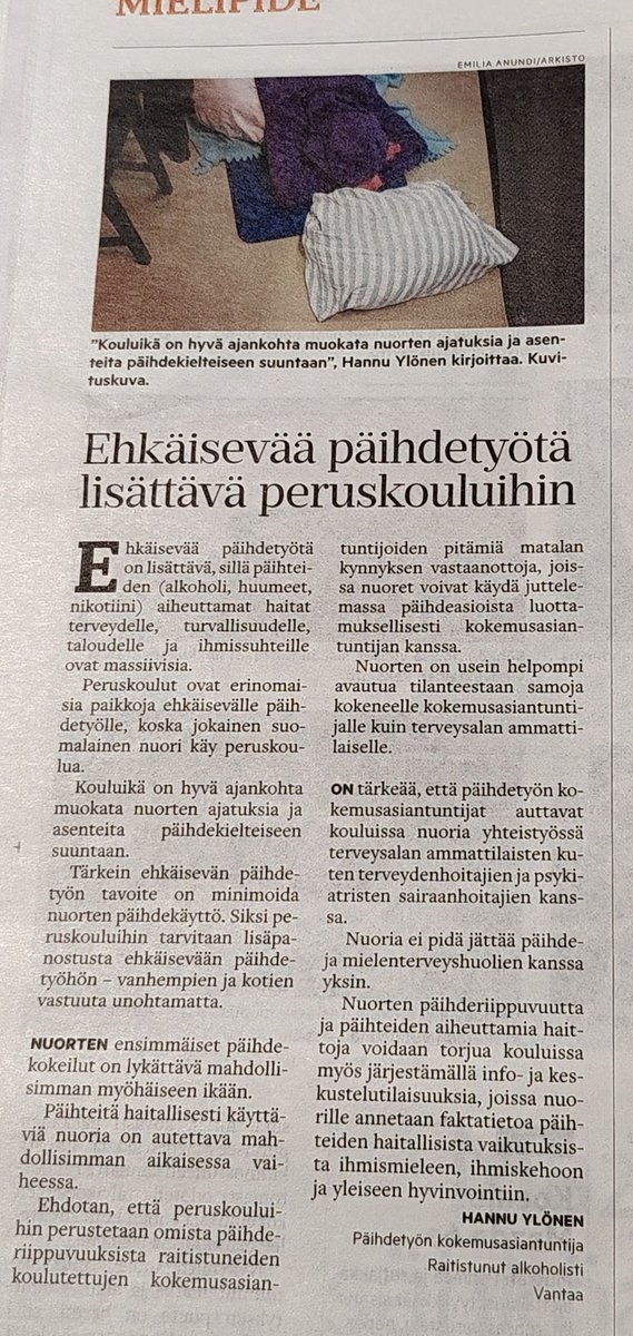 #eptviikko Nuoria ei pidä jättää #päihde ja #mielenterveys huolien kanssa yksin. Peruskoulut ovat erinomaisia paikkoja ehkäisevälle päihdetyölle, koska jokainen suomalainen nuori käy peruskoulua. #ehkäiseväpäihdetyö #kokemusasiantuntija #vertaistuki #peruskoulu #koulu