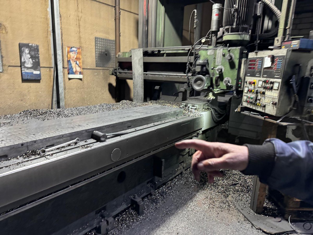 Prowin_corp's tweet image. Plano Milling Machine
Contact - +91 9379825025
Location - Bangalore.
Make - VWF
Country - Germany
Table Size - 6000mm X 1500 mm
Between Column - 1800mm
Stroke - X - 6000mm
Stroke Y - 1800mm
Stroke Z -1500mm
prowincorp.in
#usedmachine #prowin #vwf #planomilling #milling