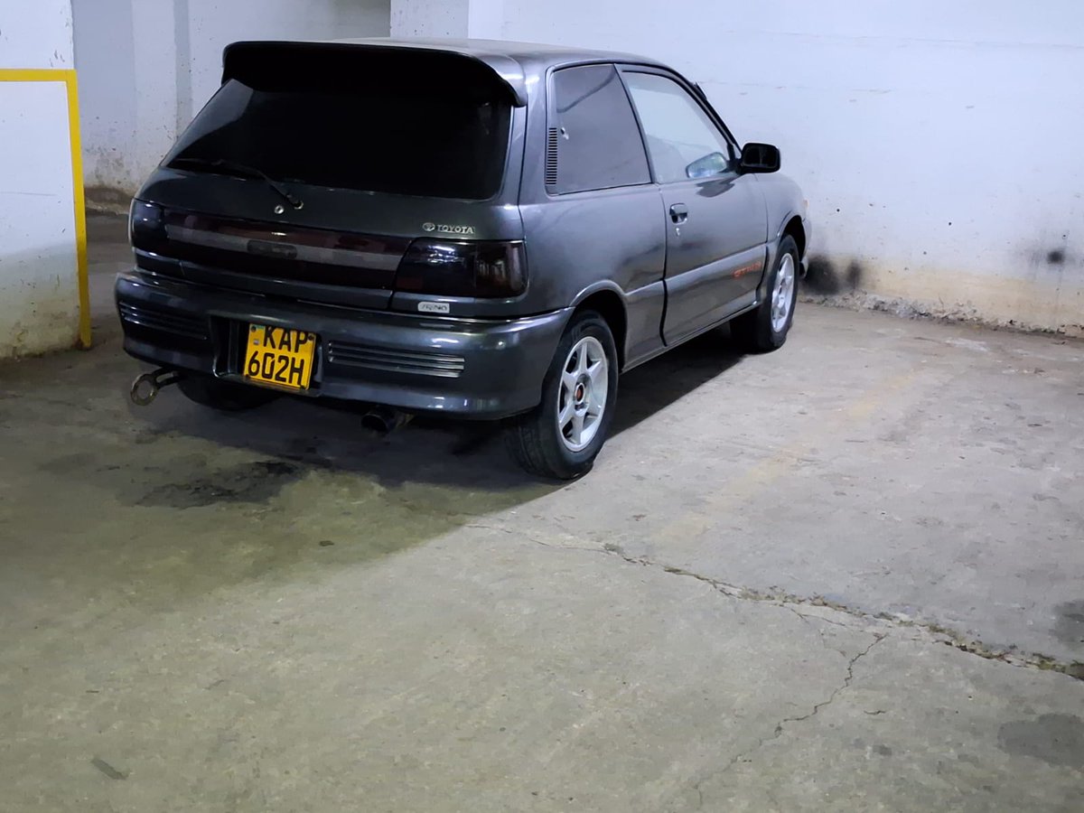 Starlet_Cartel's tweet image. Toyota Starlet Ep82 GT 1990
4efte 1300 cc engine
Ct9 turbo 
5 speed manual gearbox
Sunroof
UPholstered seats
OEM Strut bar
Hks exhaust 
Call 0722956999
Price 430,000Ksh