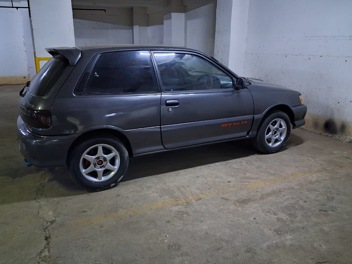 Starlet_Cartel's tweet image. Toyota Starlet Ep82 GT 1990
4efte 1300 cc engine
Ct9 turbo 
5 speed manual gearbox
Sunroof
UPholstered seats
OEM Strut bar
Hks exhaust 
Call 0722956999
Price 430,000Ksh