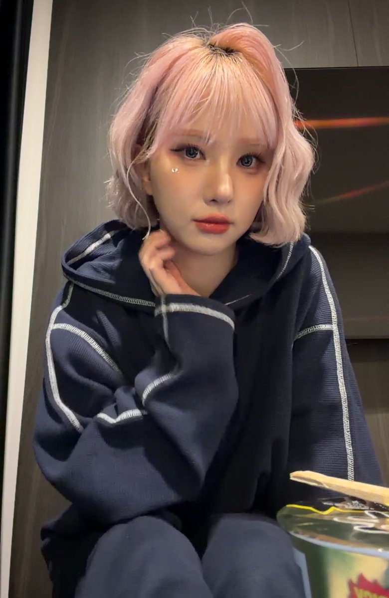 jeveuxlamour's tweet photo. 사과머리 얼짱아기가틈
아 너무예뽀
너무기여워
지금 왕행복해~😍😍😍😍😍 https://t.co/SmatcL6l06