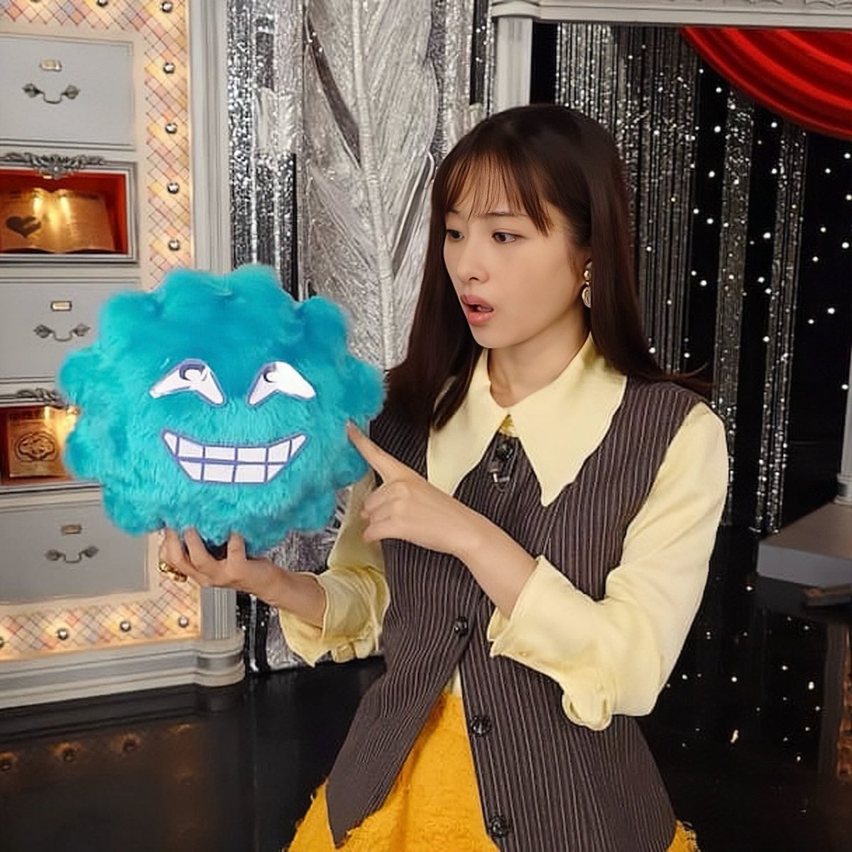 石原さとみ着用 美品 ボーダーズアットバルコニー フリル トップス イエロー 251106 Ishihara Satomi on November 13 episode of Torisetsu Show