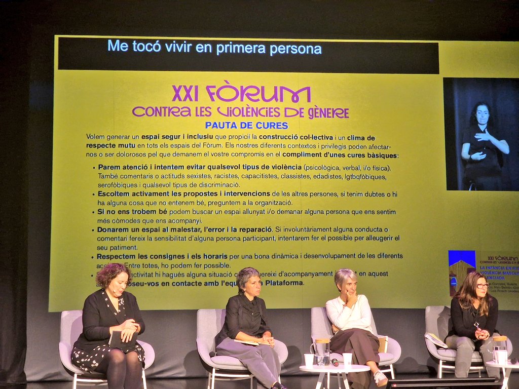evabaror's tweet photo. Necessari assistir a jornades q lluiten contra les #violències masclistes i la infancia en risc, i escoltar el testimoni de mares #protectores a qui s'aplica el SAP, una absoluta perversió i frau processal en tota regla.

Els temps no conviden a l'optimisme pero sí a la lluita... https://t.co/VvcD2HkQbX