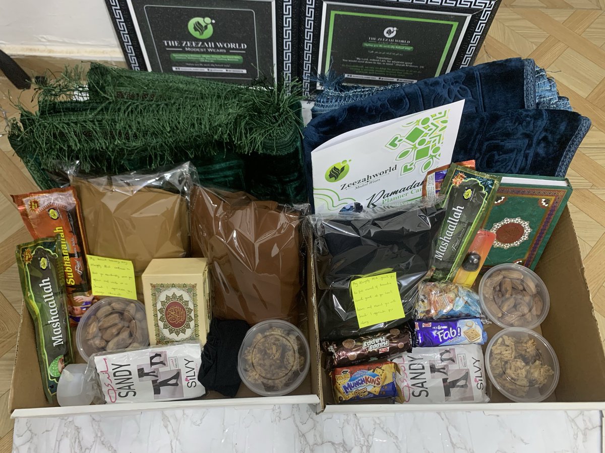 Frame 1: 17k
Frame 2; 32k
Frame 3:45k
Frame 4: customizable from 22k upwards (jalab, khimar, prayermats, incense sticks, counter, Quran, socks, inner caps etc) suitable gift boxes for family and friends even for me🥺

Please retweet 🙏