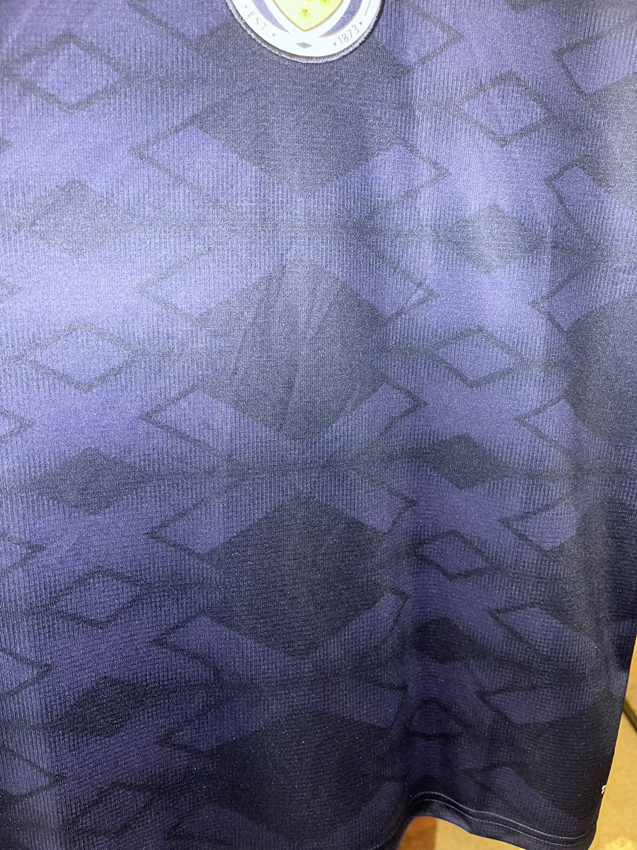 Gary Ross tweet media