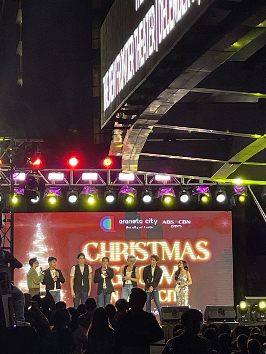 PRESENT ANG MALIGALEG!

BGYO LightsUP ARANETA
#BGYO <a href="/bgyo_ph/">BGYO_PH</a>