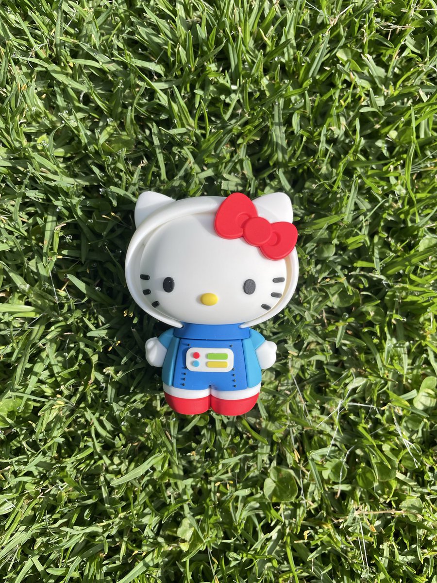 A favor de esta colección de Kitty que se consigue en los kioscos de diarios 😍