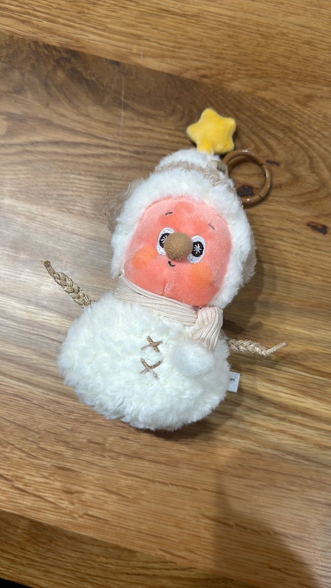 mariaank's tweet photo. なんばでこれだけ買った😂滞在時間10分ぐらい😅人多すぎた💦💦 https://t.co/W3vbTg4sdv