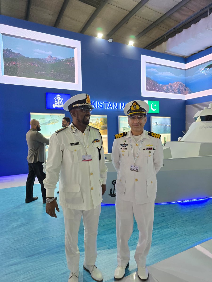 somalinavycg's tweet photo. 🇸🇴🤝🇵🇰
The Somali Navy &amp; Coast Guard (SNCG), led by Brig. Gen. Abdiwahab Abdullahi, proudly joined #PIMEC2025 in Karachi 🇵🇰 strengthening global naval cooperation, maritime security &amp; the Blue Economy 🌊.

> “Waxaa naga Go'an inaan hormarino Ciidanka Badda &amp; Difaaca Xeebaha SOM https://t.co/K1M9HURDGq