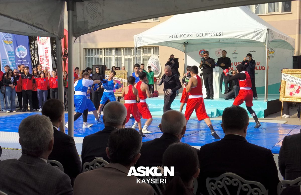 Kayseri Valimiz Sayın Gökmen Çiçek’in himayelerinde hayata geçirilen Erdemlerimizle Varız (ERVA) Projesi kapsamında kurulan SERSİM Erva Spor Kulübünün açılışına protokol üyeleriyle birlikte katıldık.

#ASKON #Kayseri #ErvaSpor  #Gençlik #Spor